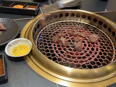 -極屋鮨牛 · 烧肉酒场(时代C馆店)