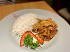 -Lia Cafe Bar Restaurant松山咖啡屋