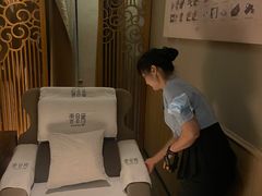 -新盈光·云会所(百丈东路店)