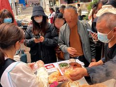 -六广门毛阿姨糯米饭