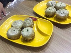 -小杨生煎(金山百联购物中心3楼店)