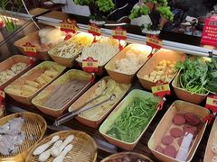 -四囍码头海鲜烧烤自助火锅(外滩南京东路悦荟广场店)