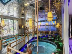 -火福·天湖阁大闸蟹博物馆主题餐厅(浅水湾店)