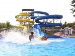 -青鱼湾水上乐园