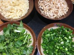 -王婆乔鲜鱼自助火锅(蜀汉路店)
