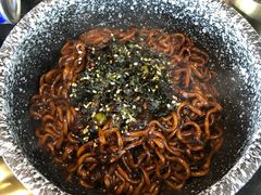 辣辣炸酱面-KCOOKING概念韩餐(世茂52+店)
