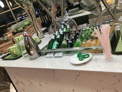 -西安绿地假日酒店