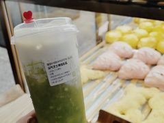 -奈雪的茶(湖滨银泰in77C区PRO店)