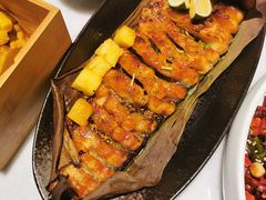 蕉叶柠檬烤清江鱼-中8楼风尚云南菜(颐堤港店)