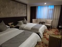 -甘记肥肠粉(马鞍北路店)
