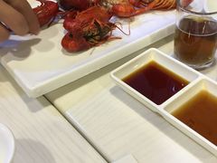 -虾弄弄海派小龙虾·牛羊蝎子火锅