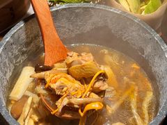 -芸山季·云南山珍菌火锅(人民广场来福士店)