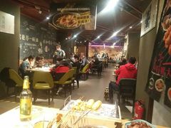 大堂-喝丢一只鞋海鲜烧烤·海肠捞饭(东关街店)