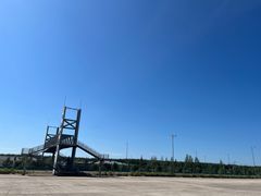 -甘南服务区-停车场