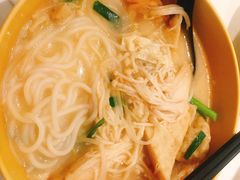 -谭仔米线(皇庭广场店)