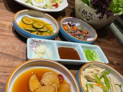 -明洞阿姨·韩式酱蟹烤肉·创意料理(三元桥店)