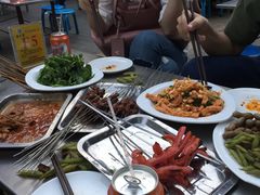 -老兰家传统烧烤炒菜泡馍(小南门店)