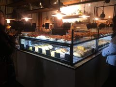 面包甜点陈列柜-仙峰天然面包(迎宾路店)