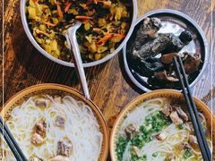 -正宗李家土鸡米线店