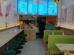 -弘束束柳州深巷螺蛳粉(珠江路店)