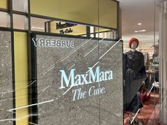 -文艺复兴百货(米兰大教堂广场店)