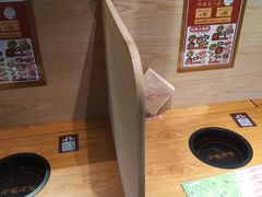 -呷哺呷哺(普陀乐购真北店)
