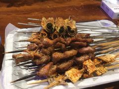 羊肉串-马路牙子地桌烤肉(工体店)