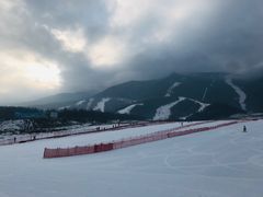 -鳌山滑雪度假区