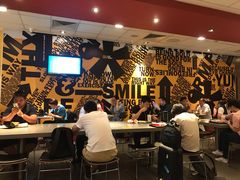 大堂-麦当劳(汉口火车站候车室店)