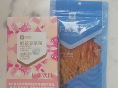 -良品铺子(五角场万达店)