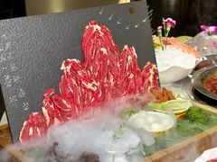 -茅草房·河畔园林火锅