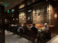 -恰餐厅及酒吧 CHAR Bar & Grill (北京丽都皇冠假日店)