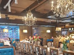 -领鲜活海鲜榴莲自助火锅(东门店)