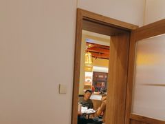 -铁胖子口碑长沙菜·龙虾烧烤(赤岗社区店)