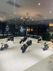 点击看大图 -OCEAN DANCE高空舞蹈室