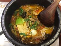 -蒙自源米线大王(东站店)