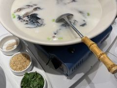 -食为先庐畔渔歌(合作化路店)