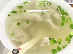 肉燕汤-东街钟楼肉粽(总店)