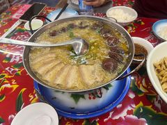 -闯关东东北农家菜(崂山石老人店)