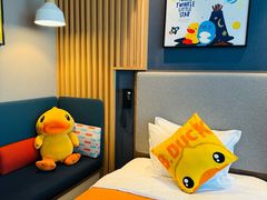 -珠海拱北口岸智选假日酒店