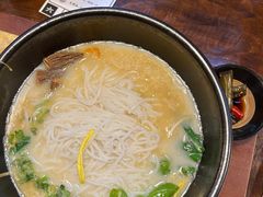 -银米·云南传统过桥米线(双廊黑金冠店)