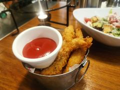 炸自制鸡柳-机器人火炉披萨