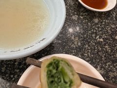 虾仁荠菜春卷-耿福兴(凤凰美食街店)