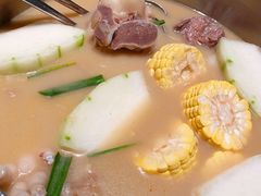 -肥仔文澳门猪骨煲(南京西路店)