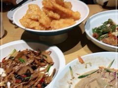 -关东小磨东北菜(上海长风大悦城店)
