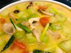 丝瓜烧草菇-泉味道贵州厨房(三里河店)