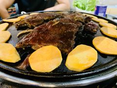-胡悦里韩式烤肉(芝罘万达广场店)