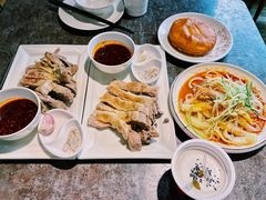 -贯贯吉·清真餐厅(浙江中路店)