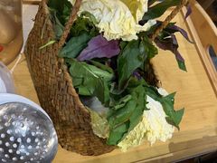 -一朵菌·野生菌探索家火锅(南亚店)