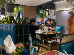 大堂-三个椰子·现砍椰子鸡(金源CBD店)